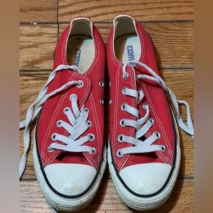 Red converse size 8